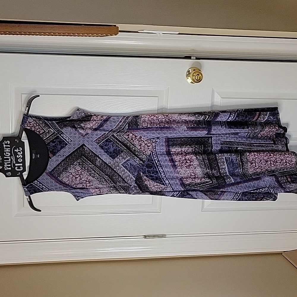 Simply Vera Wang Dress Small Sleeveless Black Blue Gray Burgundy Floral